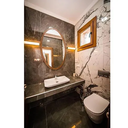 Luxury With Private Pool And Stunning Garden *