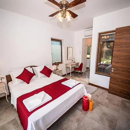Villa Luxury With Private Pool And Stunning Garden Fethiye