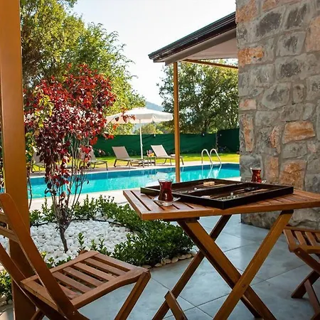 Luxury With Private Pool And Stunning Garden וילה *